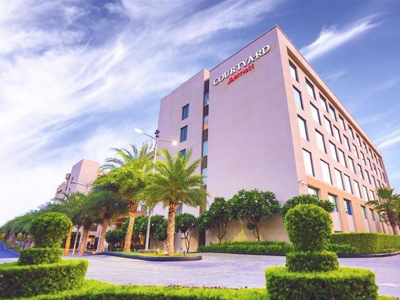 Courtyard By Marriott Agra Hotel Agra  Ngoại thất bức ảnh